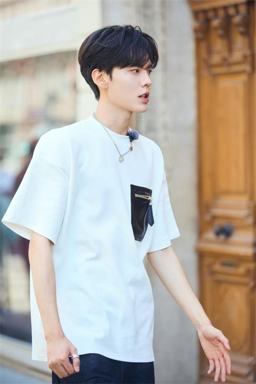 1758787571741891.jpg f2a73a3790211ced330a3f2e95790a61.jpg