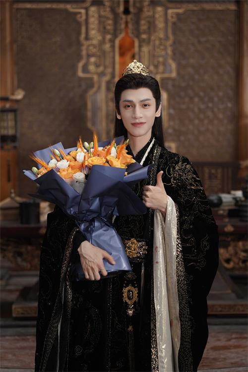 1758964938169137.jpg 3.jpg