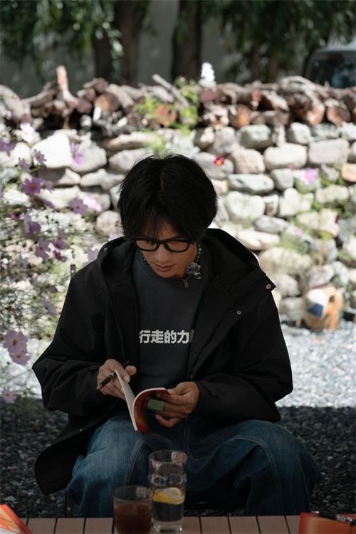 1789872541600560.jpg 行者见面1.jpg